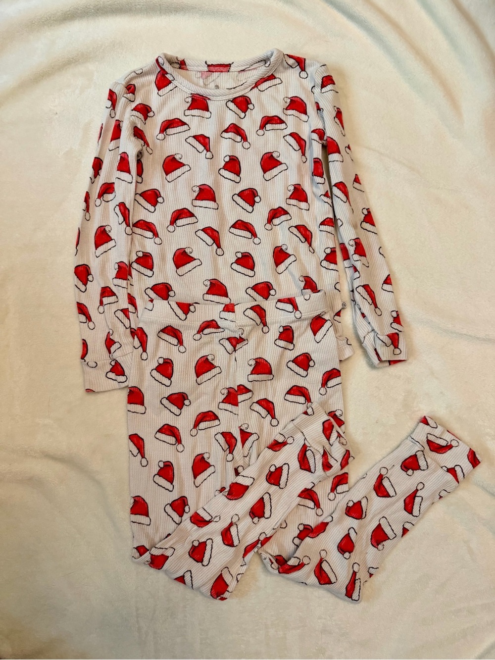 Caden Lane 4T Christmas Santa hat pajamas